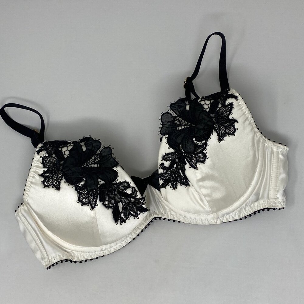 Agent Provocateur Penelopi Ivory Silk Bra 32C New - Picture 4 of 9
